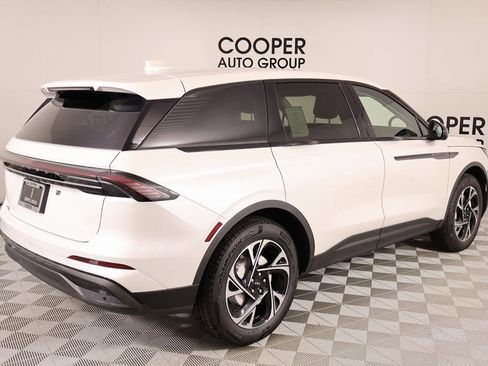 New 2026 Lincoln Nautilus Premier w/ Jet Appearance Package AWD/4WD image 20