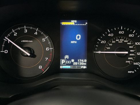 Certified 2021 Subaru Crosstrek 2.0i AWD/4WD image 20