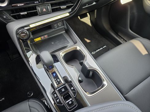 New 2026 Lexus NX 350h AWD w/ Premium Package image 10