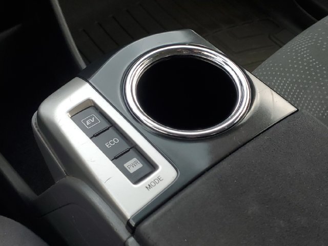 Used 2014 Toyota Prius V Three FWD image 21