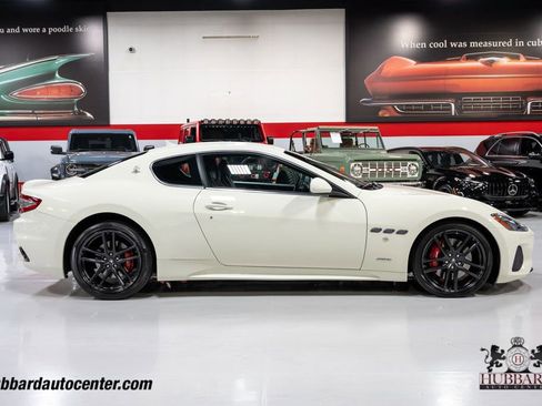 Used 2018 Maserati GranTurismo Sport RWD image 9