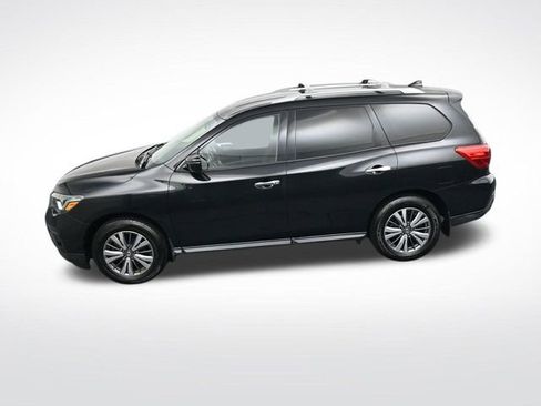 Used 2020 Nissan Pathfinder SV image 23