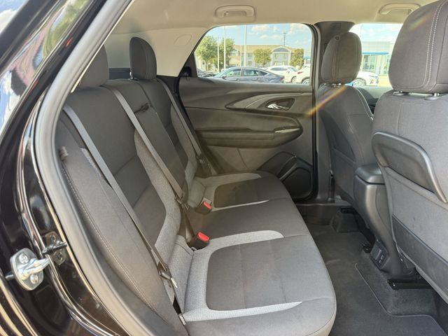 Used 2025 Chevrolet TrailBlazer LT w/ Convenience Package FWD image 32