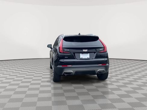 Certified 2022 Cadillac XT4 Premium Luxury w/ Technology Package image 7
