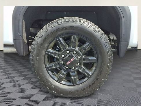 New 2026 GMC Sierra 2500 AT4 w/ AT4 Premium Plus Package AWD/4WD image 5