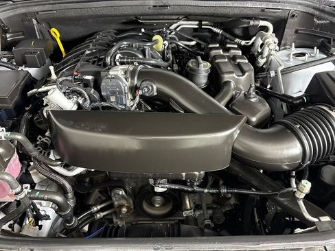 Used 2025 Dodge Durango GT RWD image 50