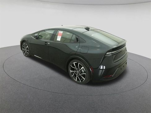 New 2026 Toyota Prius Plug-In Hybrid image 5