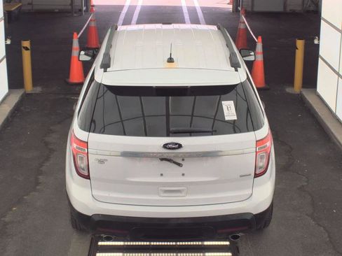 Used 2014 Ford Explorer AWD XLS image 6