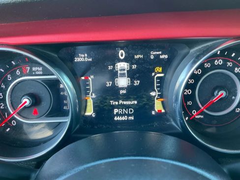 Used 2020 Jeep Gladiator Rubicon image 25