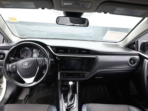 Used 2019 Toyota Corolla SE FWD image 17