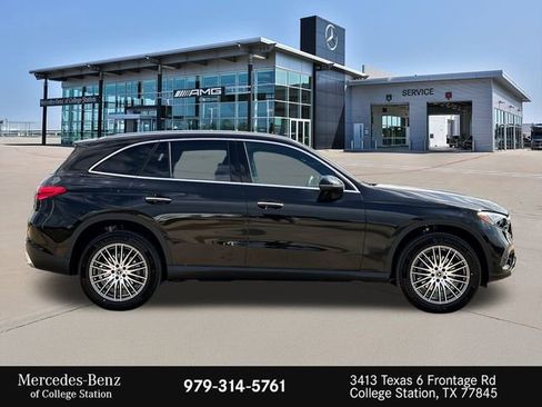 Certified 2025 Mercedes-Benz GLC 300 image 10