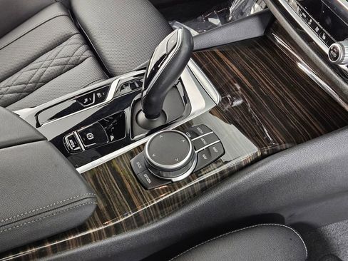 Used 2023 BMW 530e 530e iPerformance w/ Convenience Package image 15