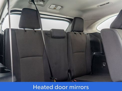 Used 2024 Toyota Highlander LE image 14