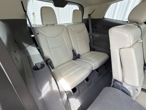 Used 2024 Cadillac XT6 Premium Luxury w/ Technology Package AWD/4WD image 24