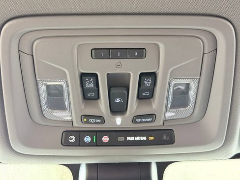 Used 2020 GMC Sierra 1500 SLT w/ SLT Premium Plus Package AWD/4WD image 56