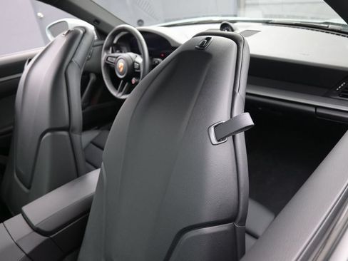 Certified 2025 Porsche 911 Carrera RWD image 24