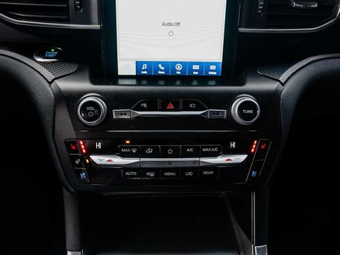 Used 2020 Ford Explorer ST w/ ST Street Pack image 33