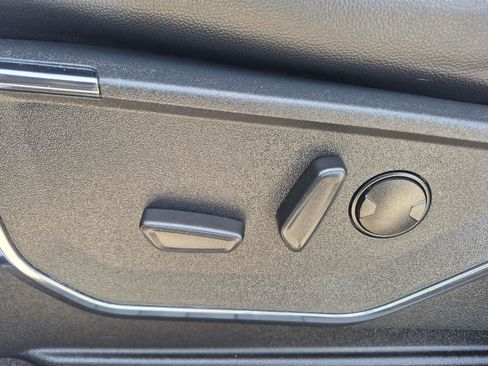 Certified 2024 Ford F250 Lariat w/ Lariat Ultimate Package image 18