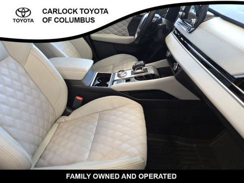 Used 2024 Mitsubishi Outlander SEL AWD/4WD image 22