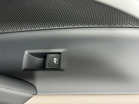 New 2025 Audi Q5 Premium image 23