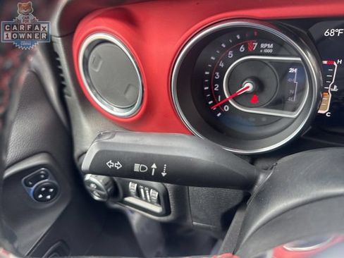 Used 2020 Jeep Gladiator Rubicon w/ LED Lighting Group AWD/4WD image 30