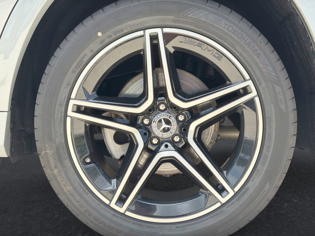Used 2024 Mercedes-Benz GLS 450 4MATIC image 31