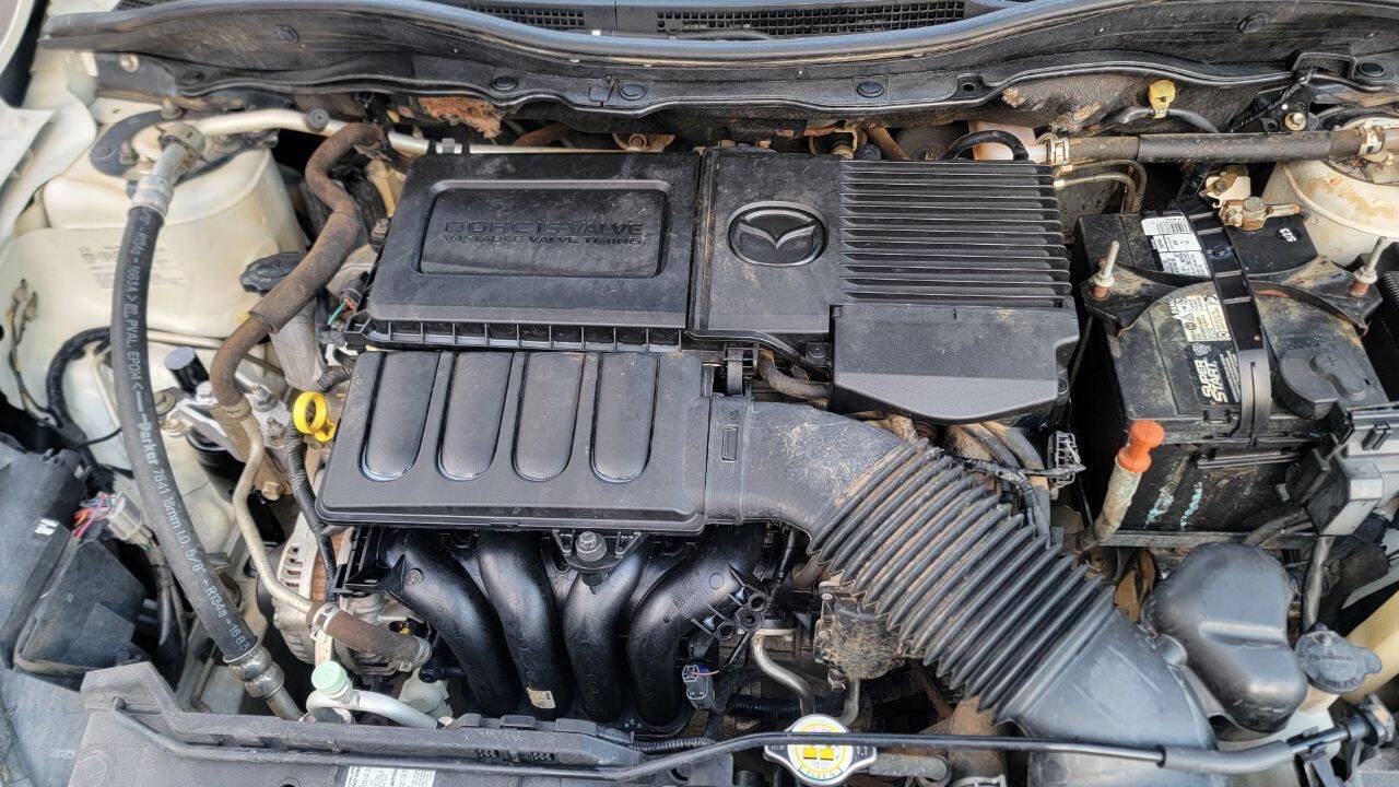 Used 2014 MAZDA MAZDA2 Sport FWD image 12