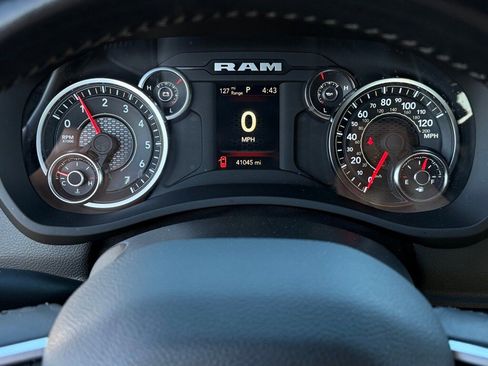 Used 2024 RAM 2500 Big Horn image 11