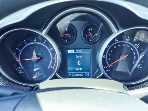 Used 2015 Chevrolet Cruze LT w/ Enhanced Safety Package FWD image 11