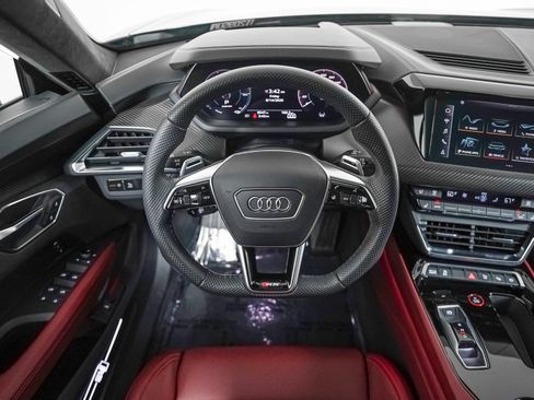 Used 2023 Audi RS e-tron GT w/ Carbon Performance Package AWD/4WD image 11