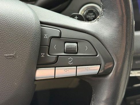 Used 2023 Cadillac XT4 Luxury w/ Cold Weather Package image 15