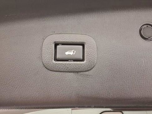 Used 2019 Nissan Armada Platinum w/ Interior Lighting Package image 17