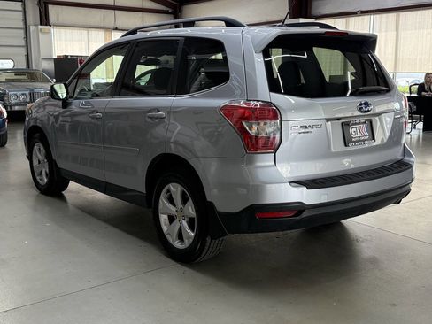 Used 2015 Subaru Forester 2.5i Limited image 2