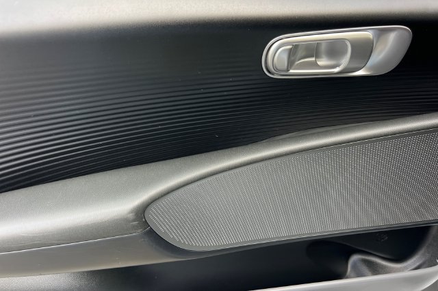 Certified 2025 Hyundai Ioniq 6 SE RWD image 13
