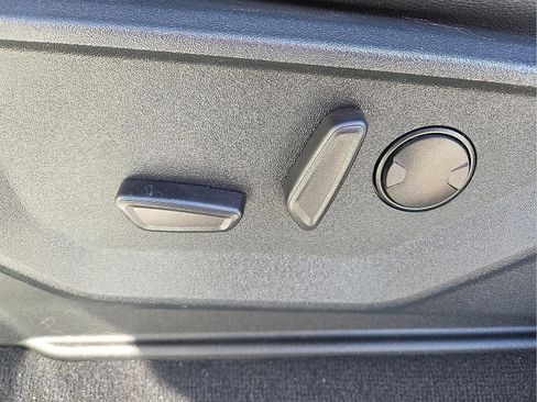 Used 2025 Ford F350 Lariat w/ Tremor Off-Road Package image 15