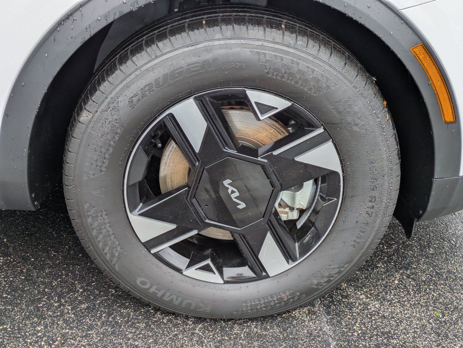 Certified 2026 Kia Sportage LX FWD image 8