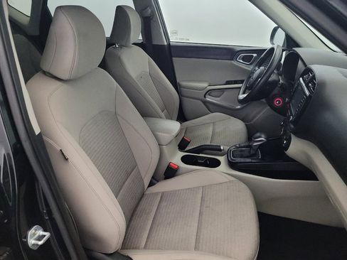 Used 2020 Kia Soul S FWD image 21
