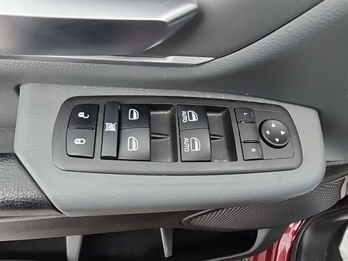 Certified 2022 RAM 1500 Big Horn image 16