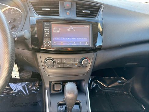 Used 2019 Nissan Sentra S image 14