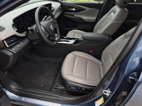 Used 2024 Buick Envista Avenir image 11