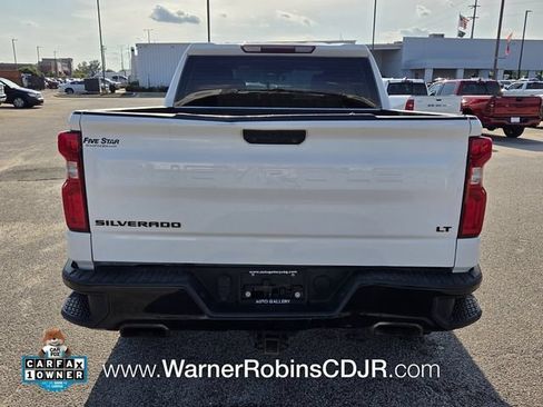 Used 2022 Chevrolet Silverado 1500 LT Trail Boss w/ Bed Protection Package AWD/4WD image 11