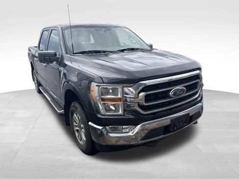 Used 2022 Ford F150 XLT w/ XTR Package AWD/4WD image 9