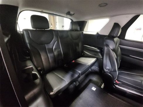Used 2023 Hyundai Palisade SEL w/ Cargo Package image 17