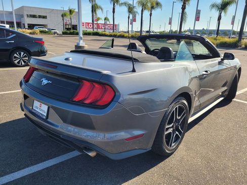 Used 2023 Ford Mustang Premium RWD image 4