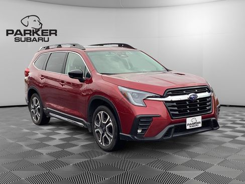 Certified 2024 Subaru Ascent Limited w/ Technology Package image 7