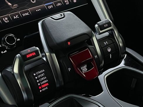 Used 2021 Lamborghini Urus image 47