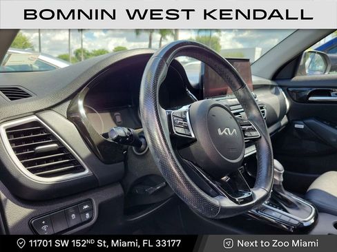 Used 2023 Kia Seltos SX image 8