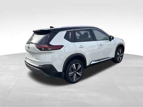 Used 2021 Nissan Rogue SL w/ Premium Package image 5