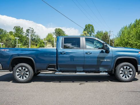 New 2026 Chevrolet Silverado 3500 LT AWD/4WD image 4
