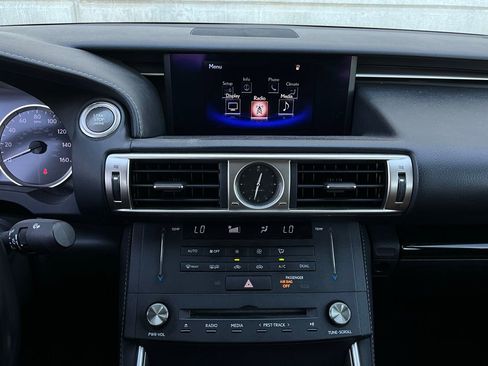 Used 2016 Lexus IS 200t image 26